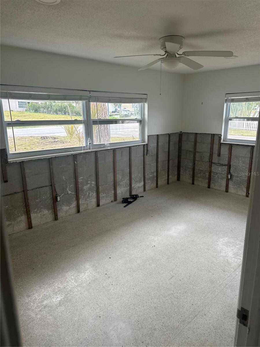 3553 CENTER CIR, LARGO, FL, 33774