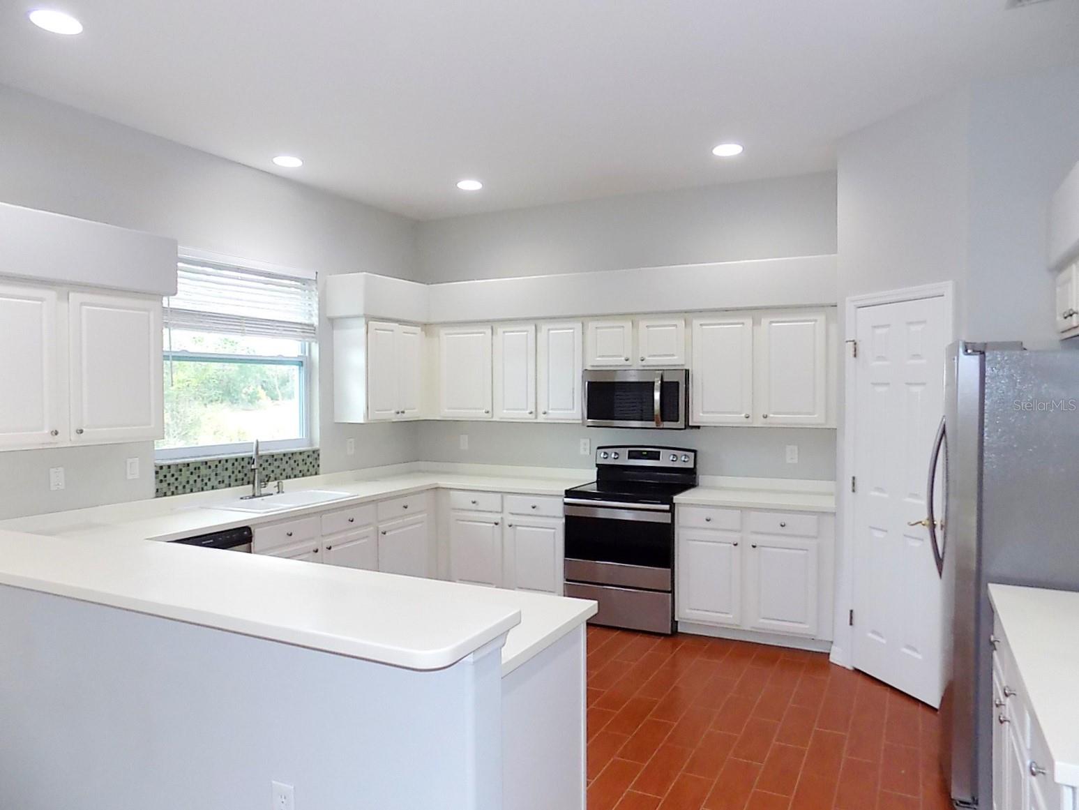 7212 SOUTHGATE CT, SARASOTA, FL, 34243