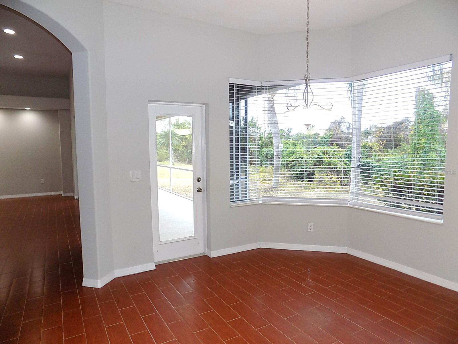 7212 SOUTHGATE CT, SARASOTA, FL, 34243
