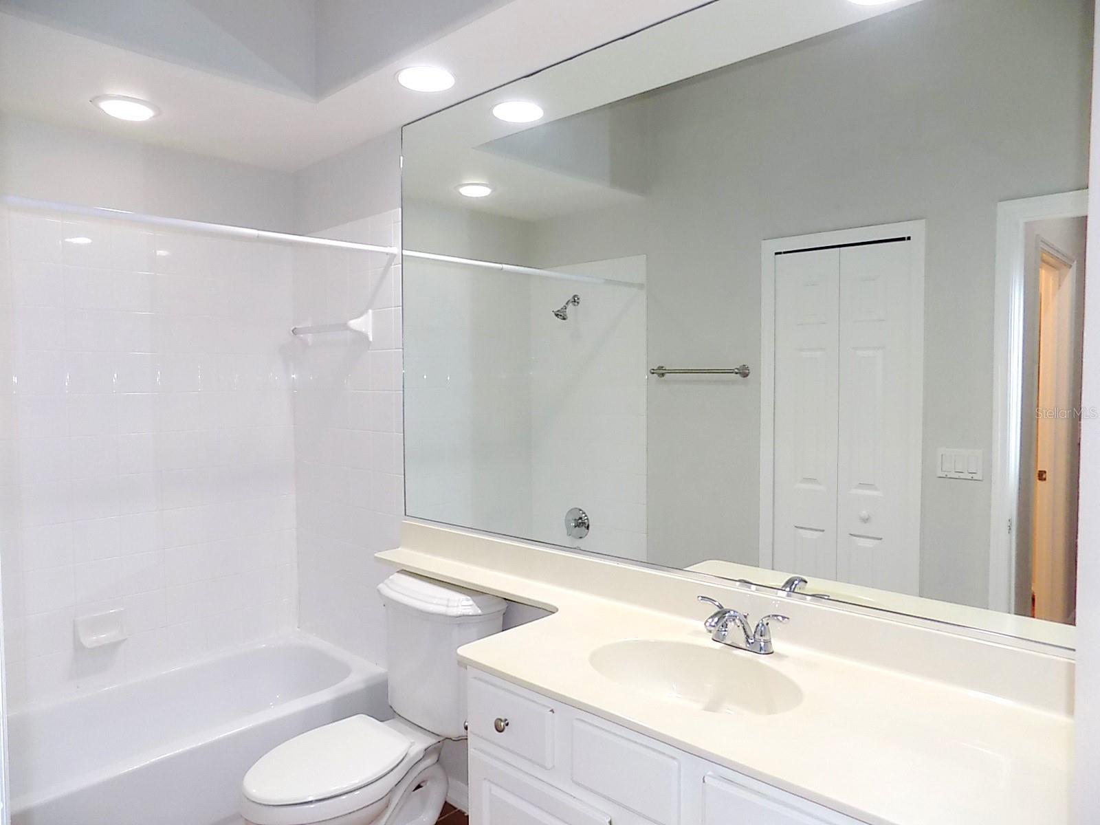 7212 SOUTHGATE CT, SARASOTA, FL, 34243