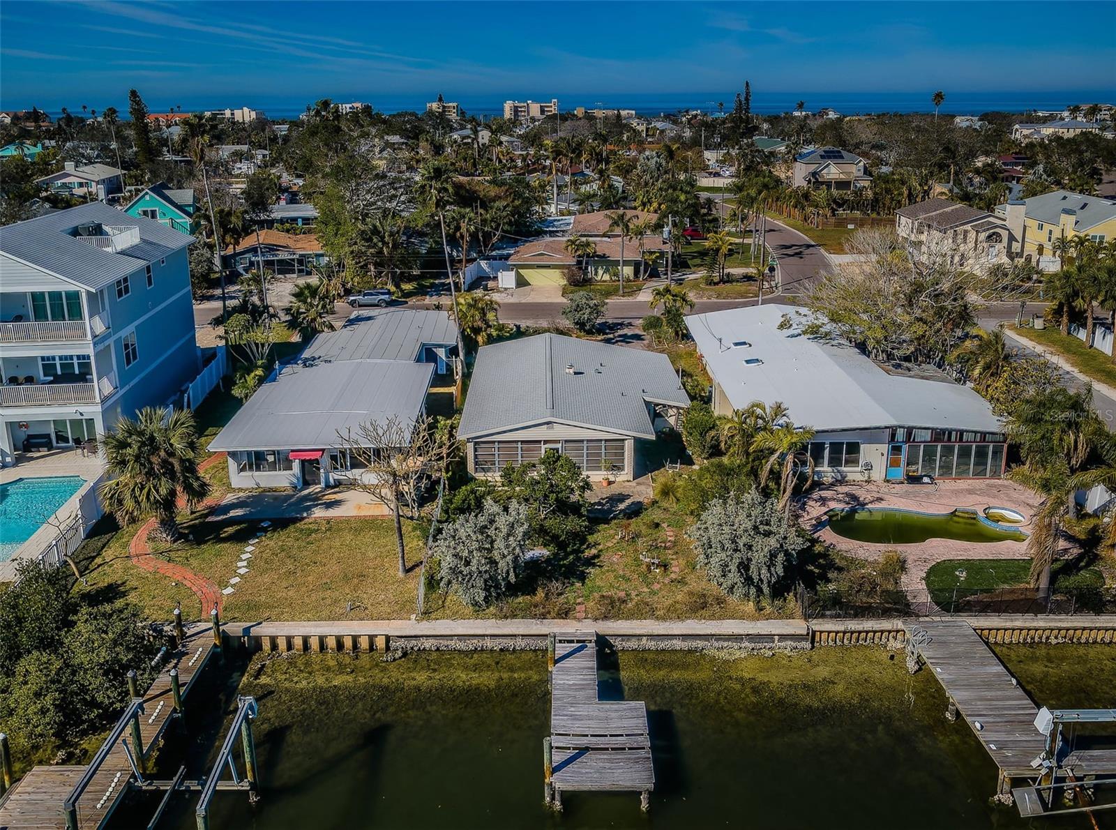 1215 BAY SHORE BLVD, INDIAN ROCKS BEACH, FL, 33785
