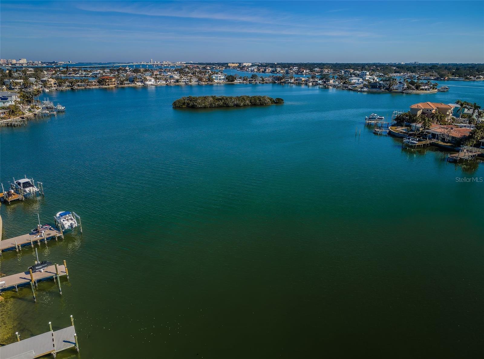 1215 BAY SHORE BLVD, INDIAN ROCKS BEACH, FL, 33785