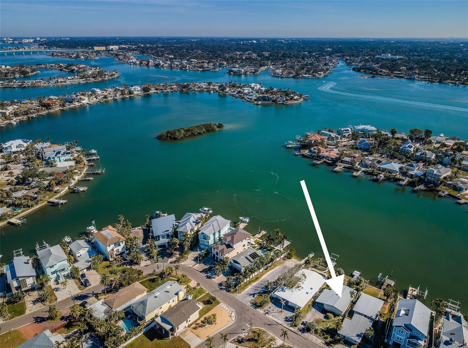 1215 BAY SHORE BLVD, INDIAN ROCKS BEACH, FL, 33785