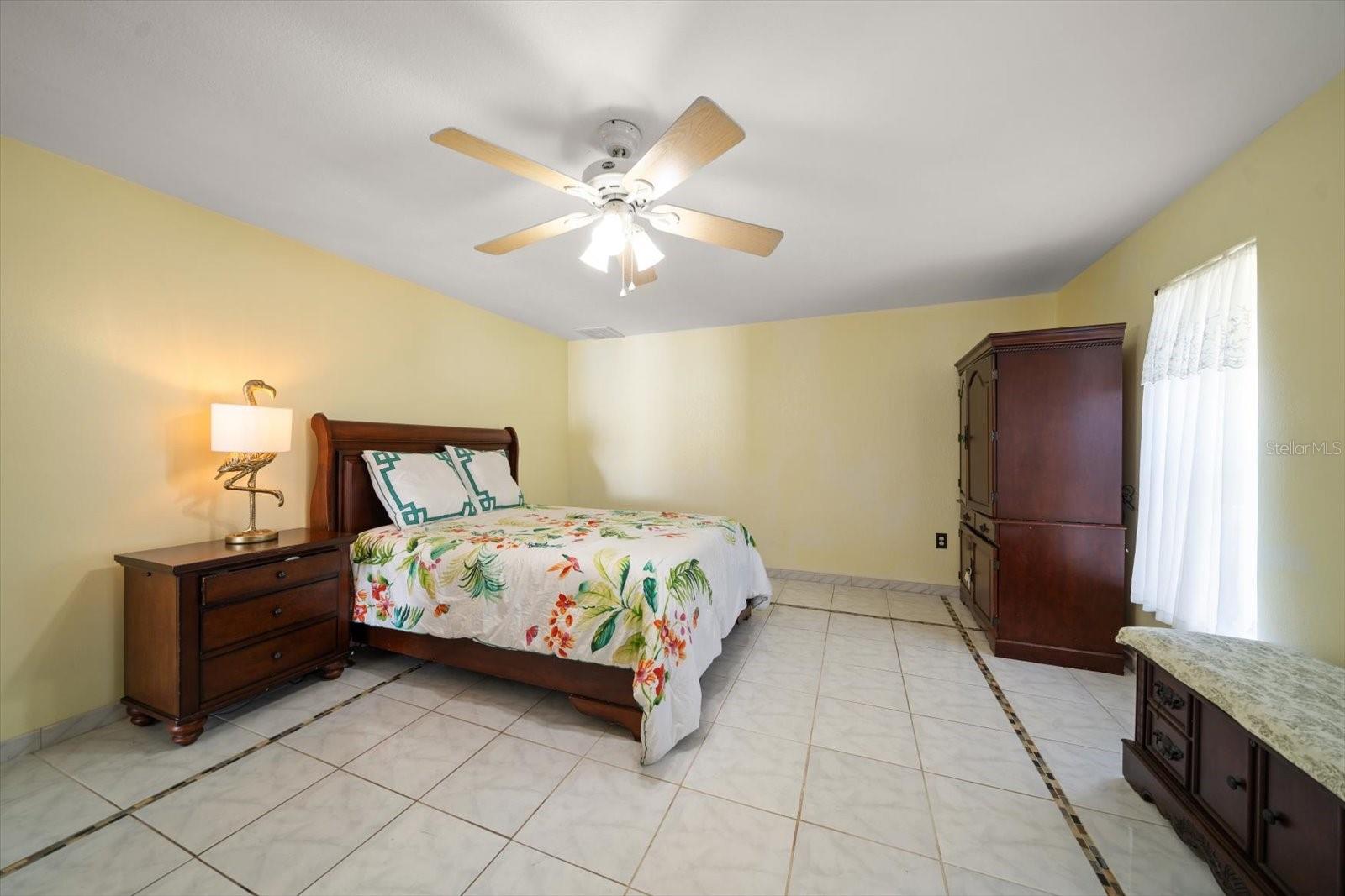 5117 ROANOKE DR, HOLIDAY, FL, 34690