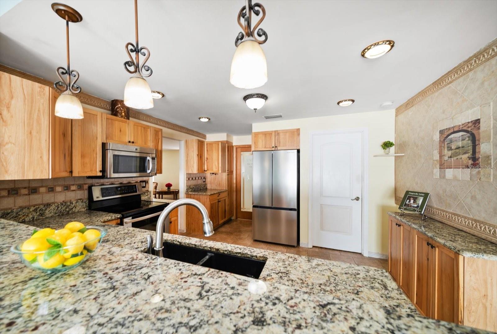 5117 ROANOKE DR, HOLIDAY, FL, 34690