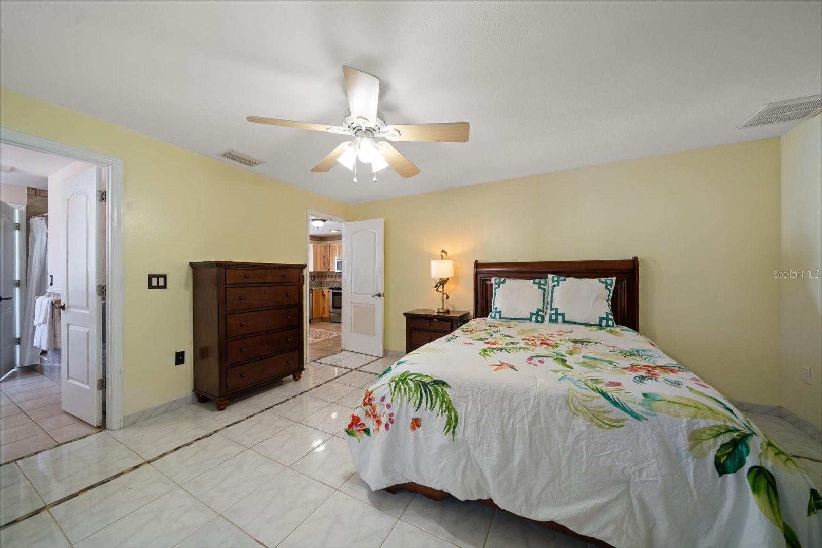 5117 ROANOKE DR, HOLIDAY, FL, 34690