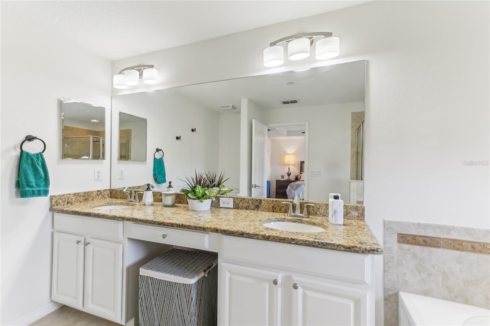 10144 ARBOR RUN DR #107, TAMPA, FL, 33647