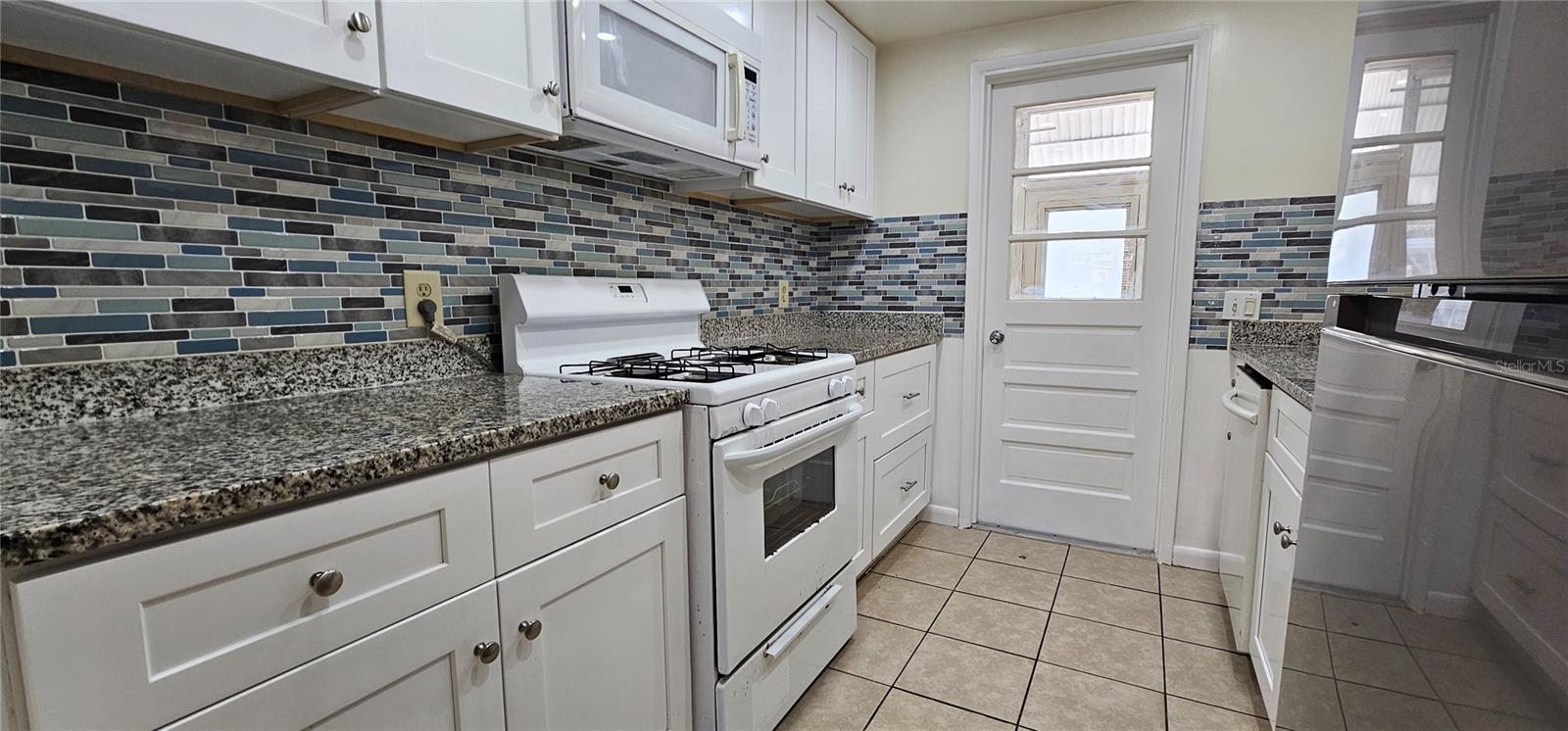 911 WASHINGTON AVE #117, LARGO, FL, 33770