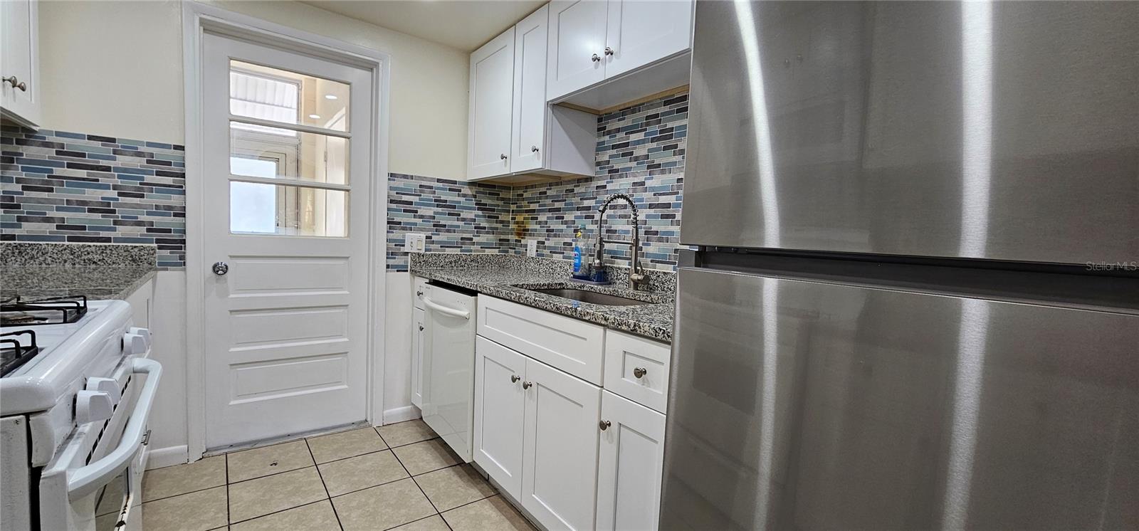 911 WASHINGTON AVE #117, LARGO, FL, 33770