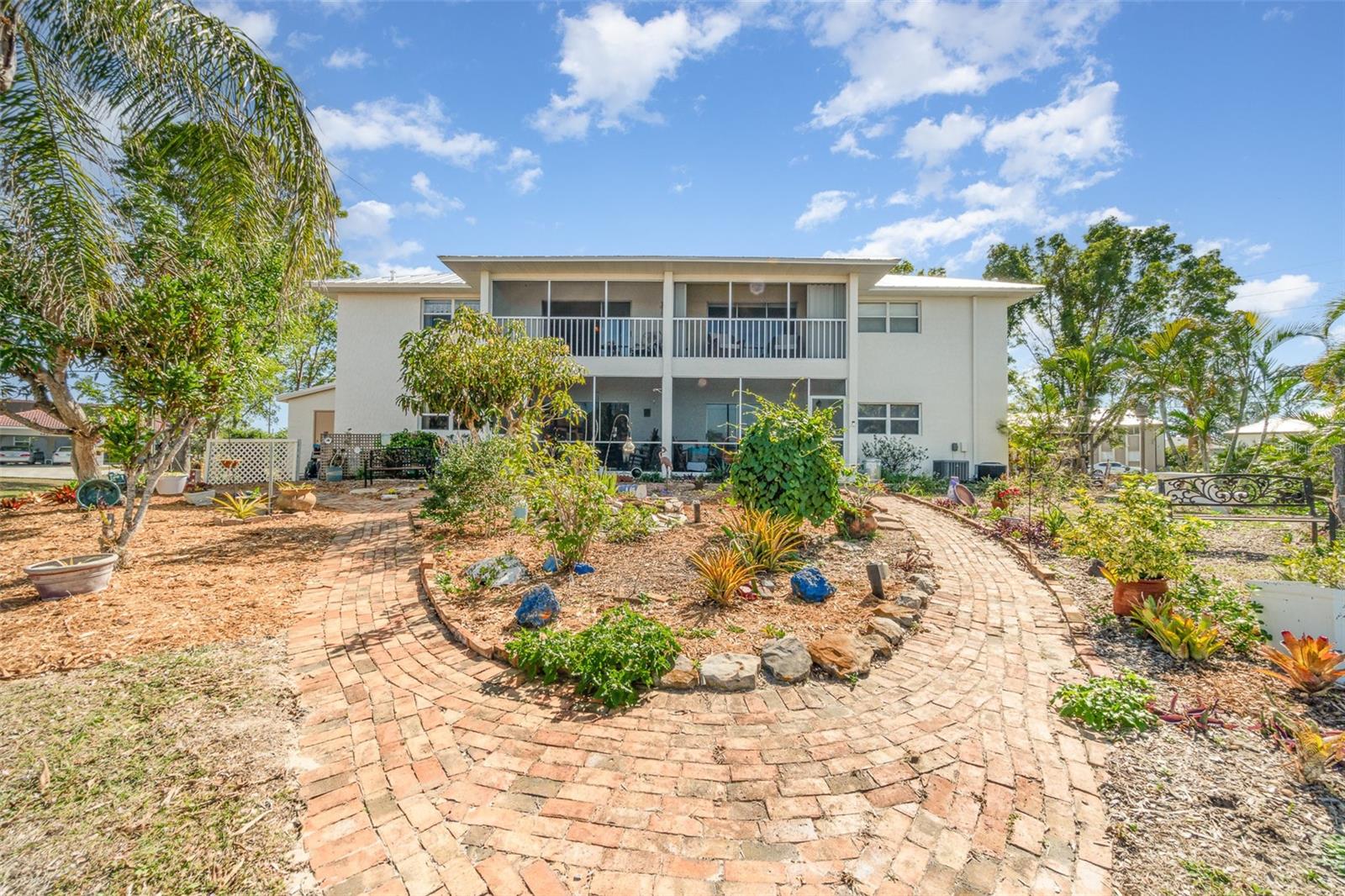 2700 MAGDALINA DR #2B, PUNTA GORDA, FL, 33950