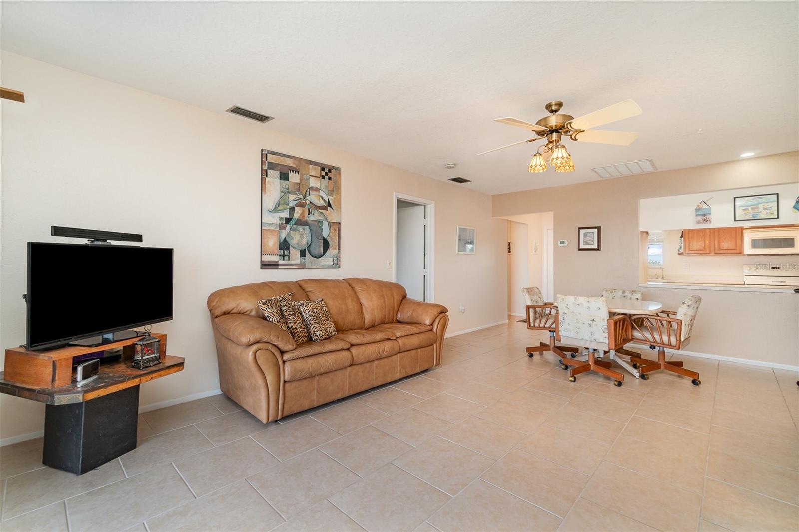 2700 MAGDALINA DR #2B, PUNTA GORDA, FL, 33950