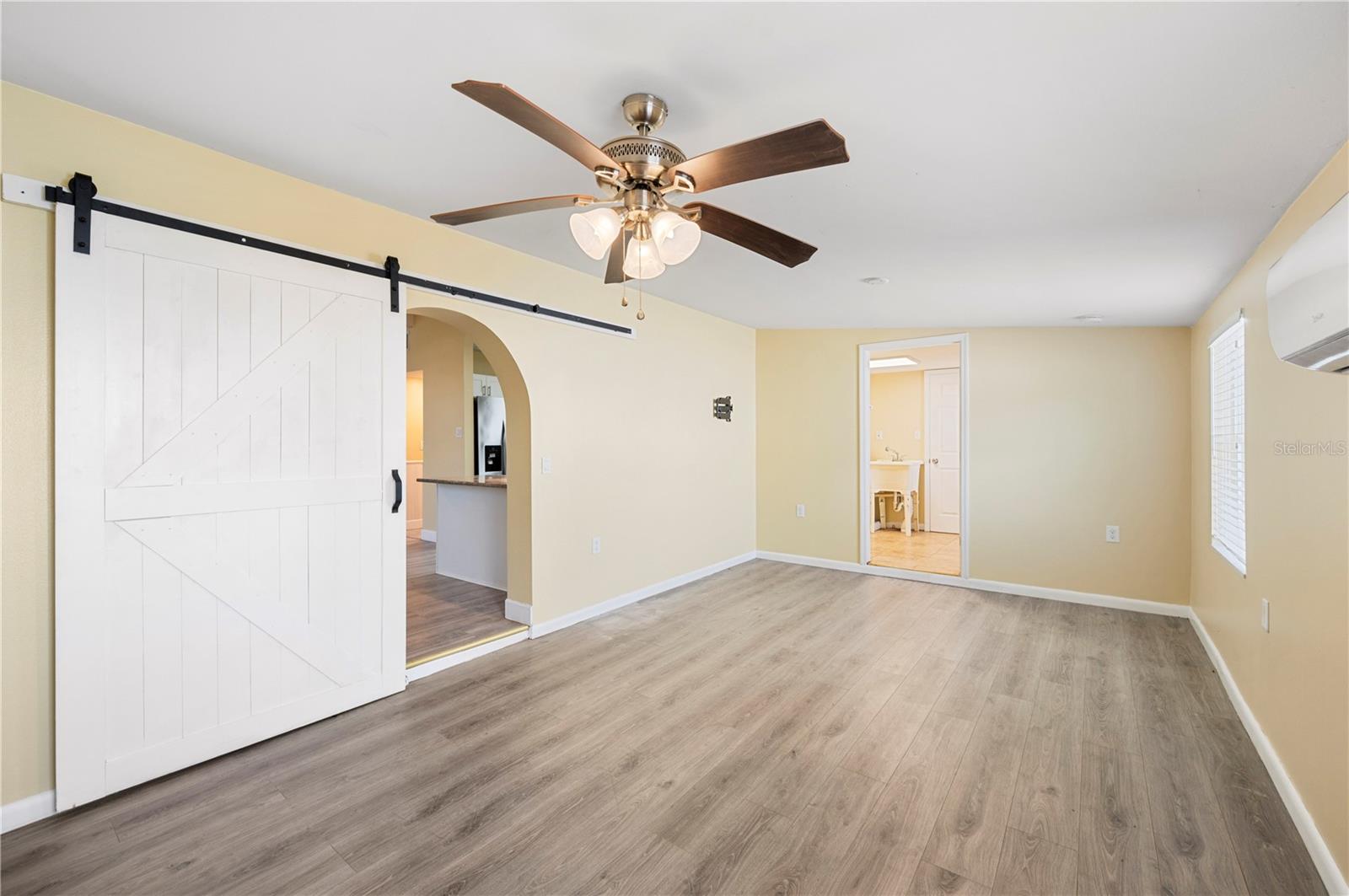 714 W EVERINA CIR, BRANDON, FL, 33510