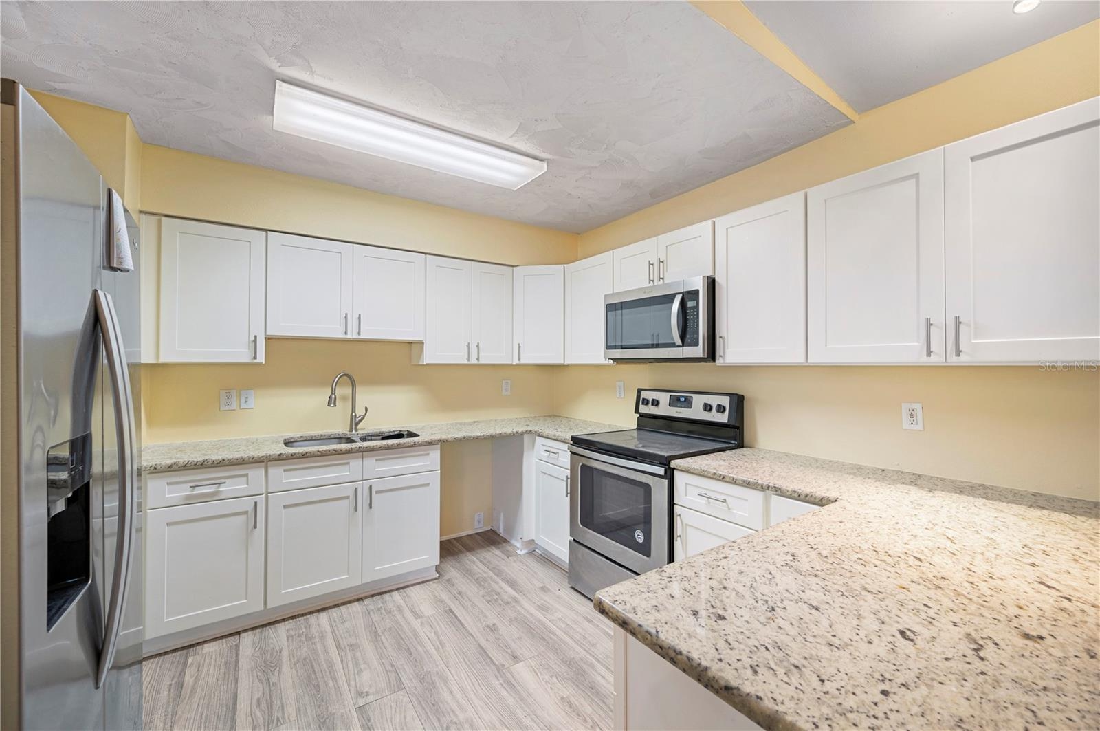 714 W EVERINA CIR, BRANDON, FL, 33510