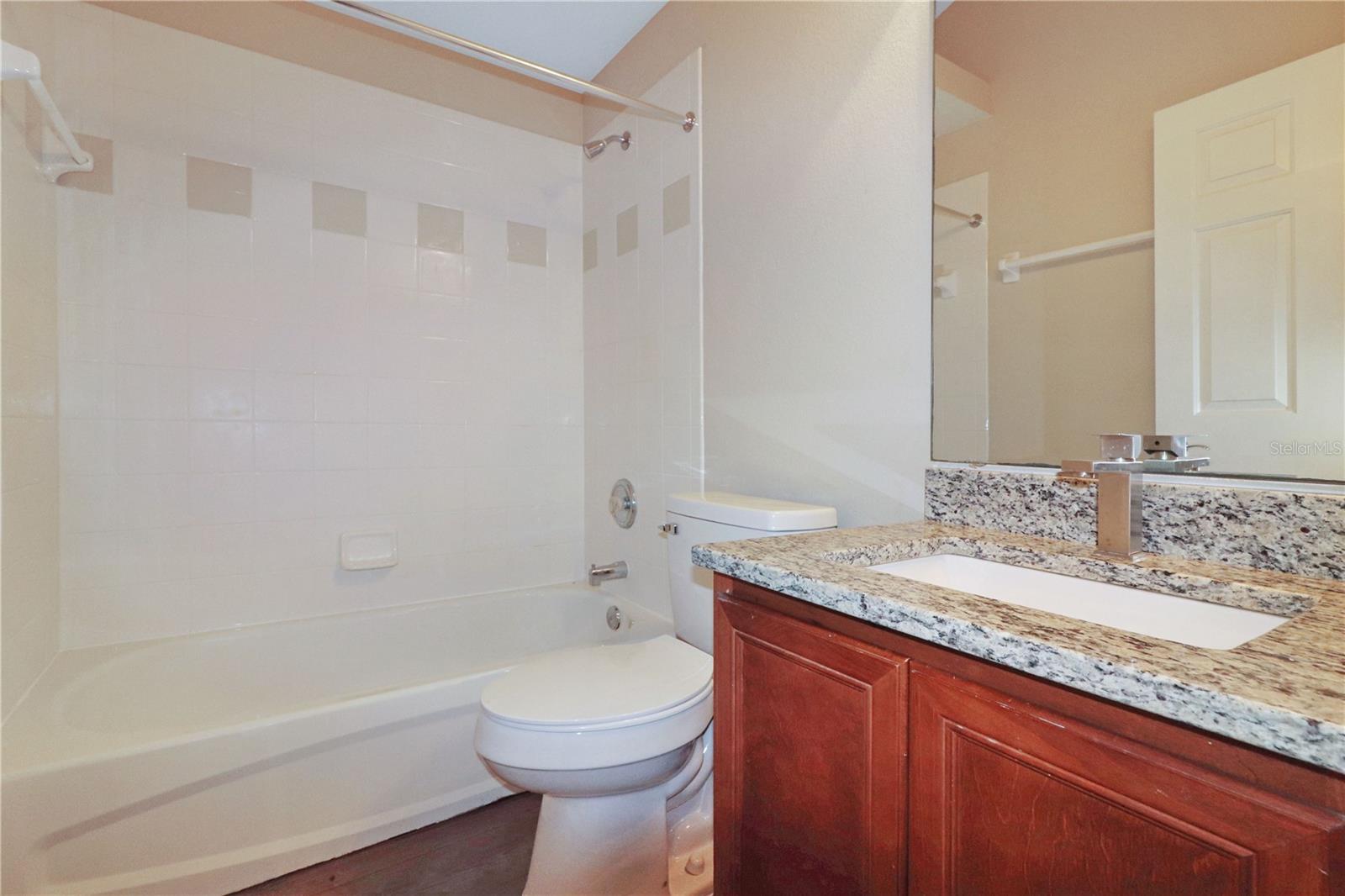 870 VINDALE RD, TAVARES, FL, 32778