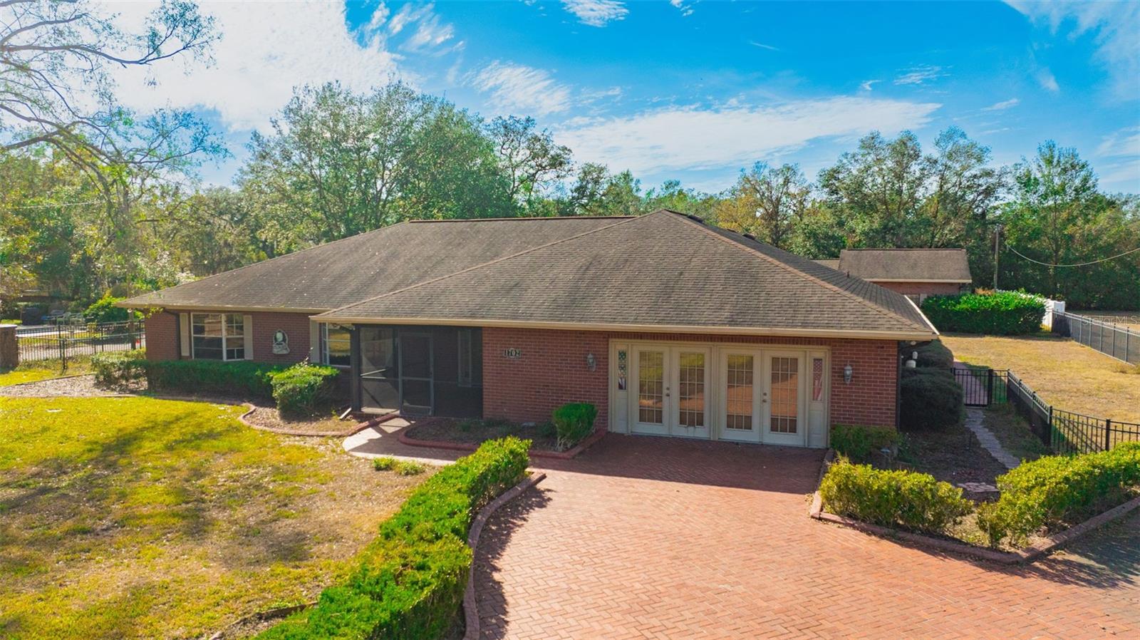 1702 S MILLER RD, VALRICO, FL, 33594