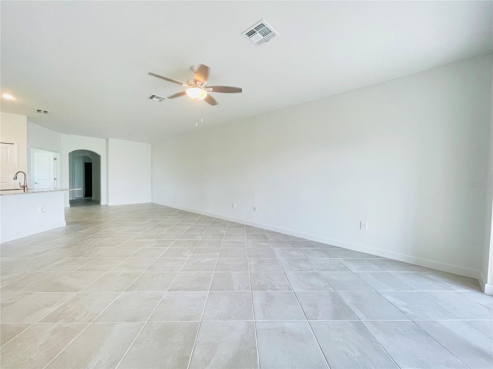15728 SUNNY DAY DR, BRADENTON, FL, 34211