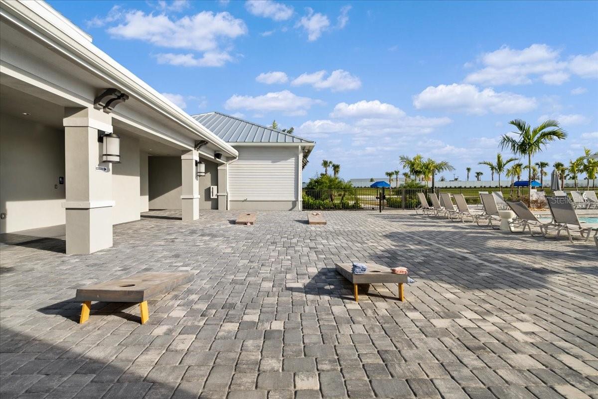 15728 SUNNY DAY DR, BRADENTON, FL, 34211
