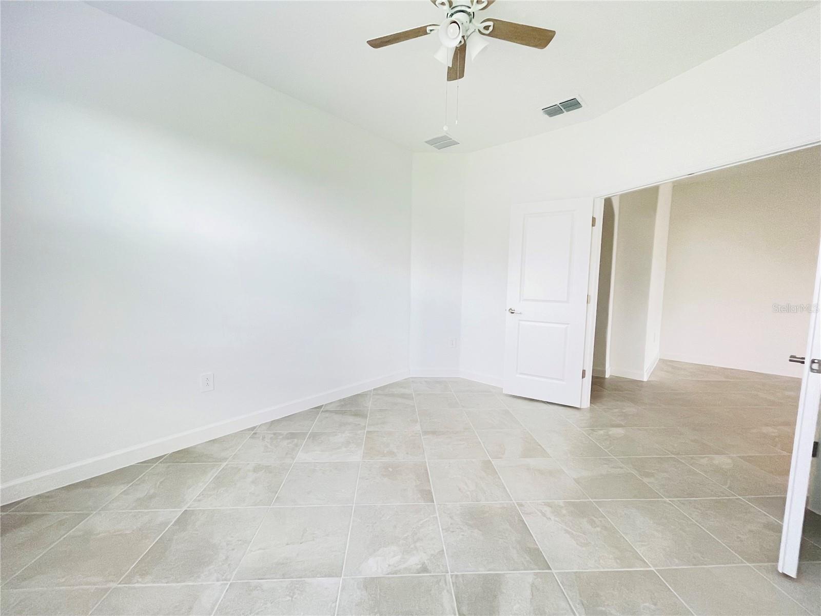 15728 SUNNY DAY DR, BRADENTON, FL, 34211