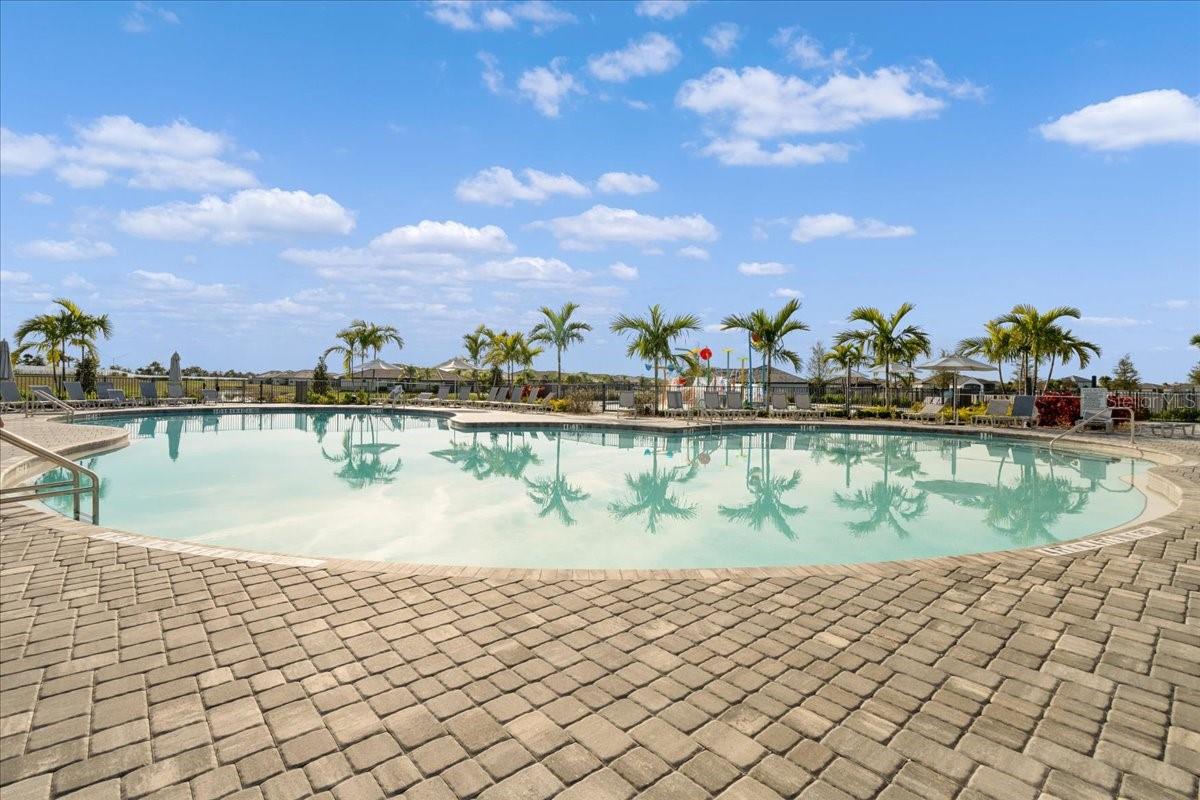 15728 SUNNY DAY DR, BRADENTON, FL, 34211