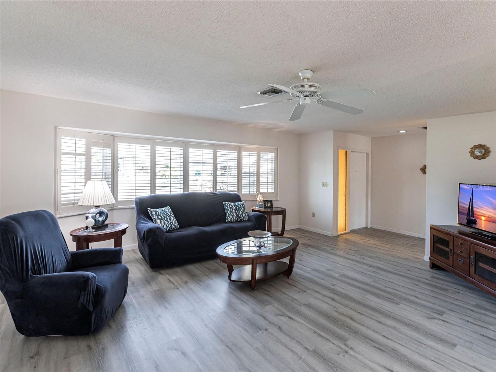 18719 VAN NUYS CIR, PORT CHARLOTTE, FL, 33948