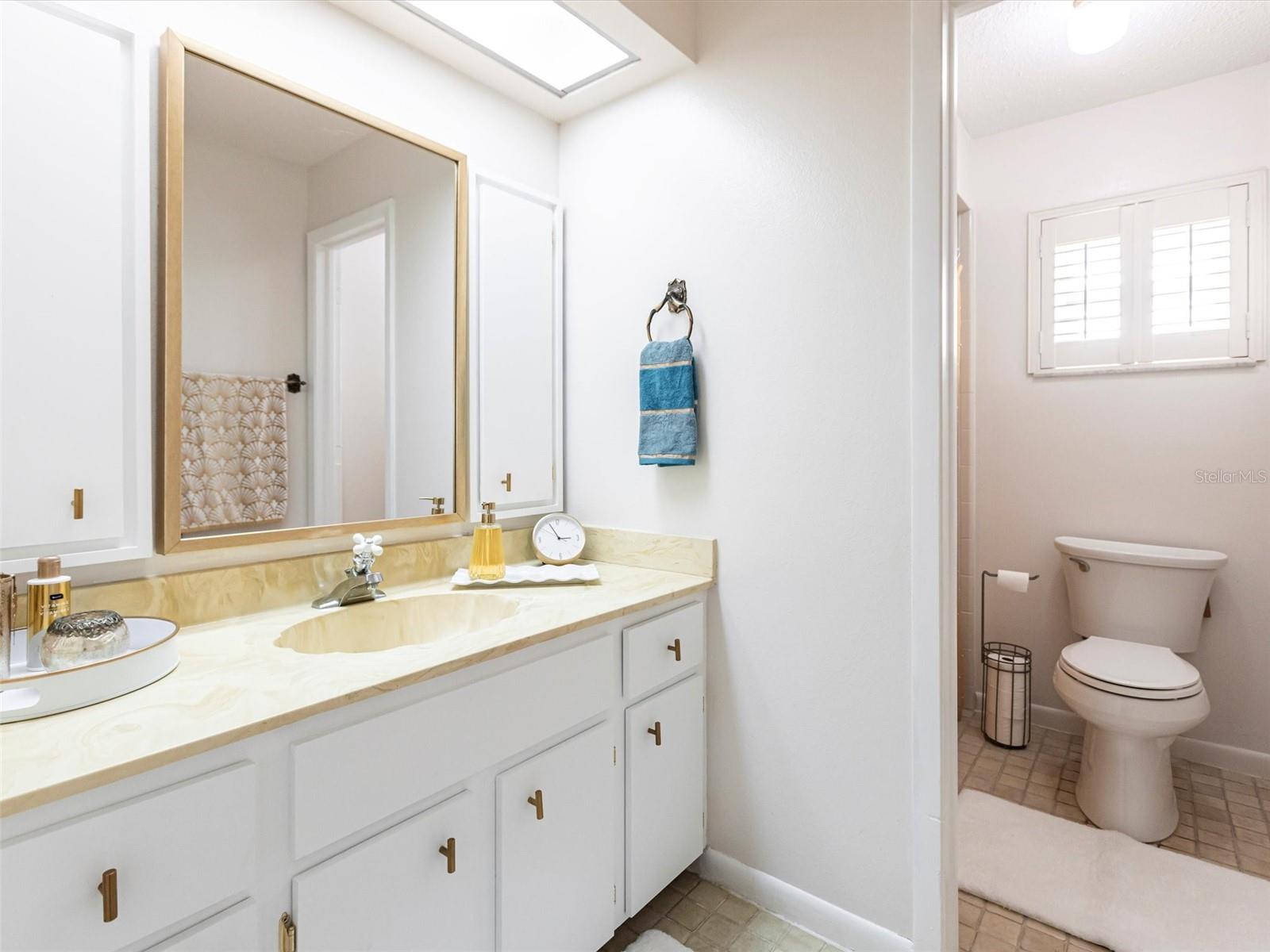 18719 VAN NUYS CIR, PORT CHARLOTTE, FL, 33948