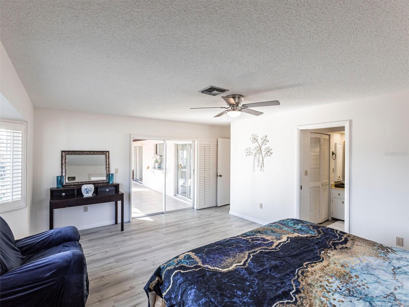 18719 VAN NUYS CIR, PORT CHARLOTTE, FL, 33948