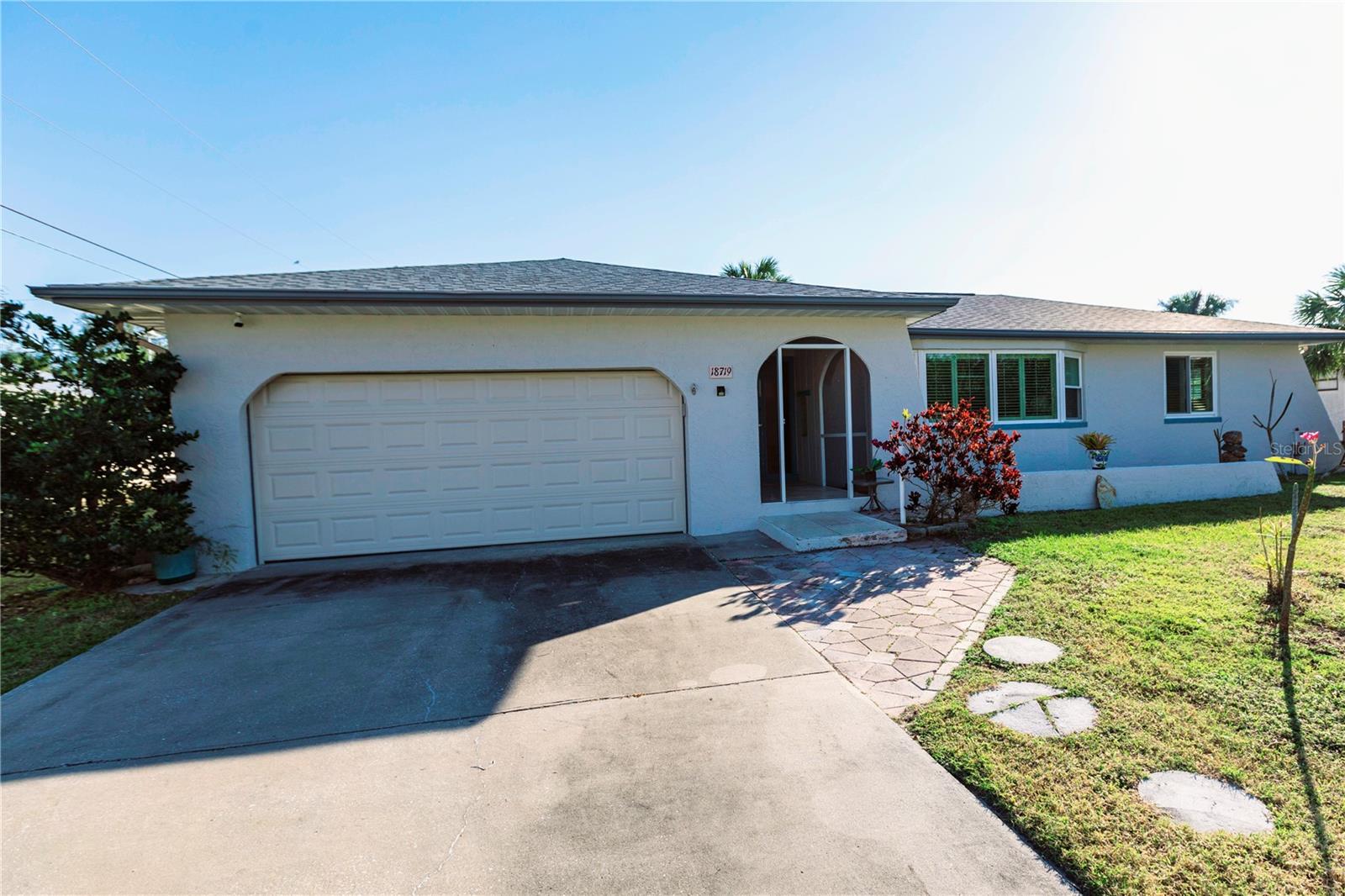 18719 VAN NUYS CIR, PORT CHARLOTTE, FL, 33948