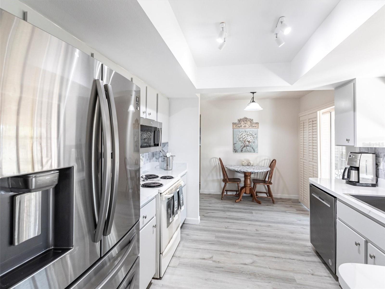18719 VAN NUYS CIR, PORT CHARLOTTE, FL, 33948