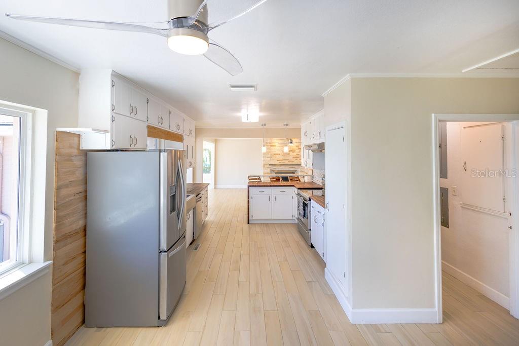 115 N LAKE FLORENCE DR, WINTER HAVEN, FL, 33884