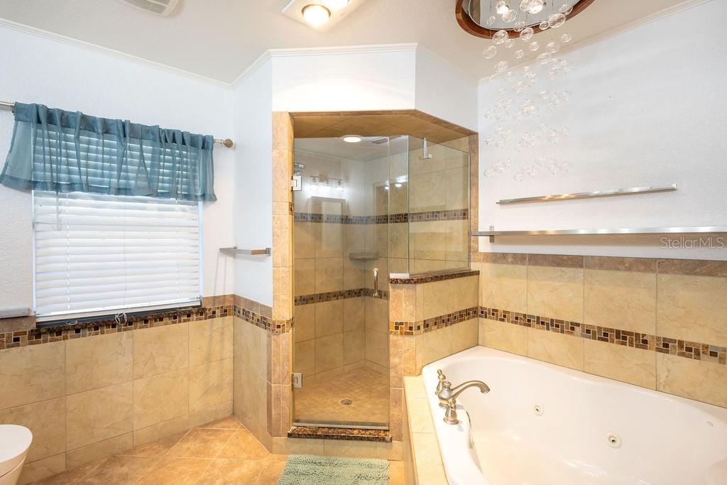 115 N LAKE FLORENCE DR, WINTER HAVEN, FL, 33884