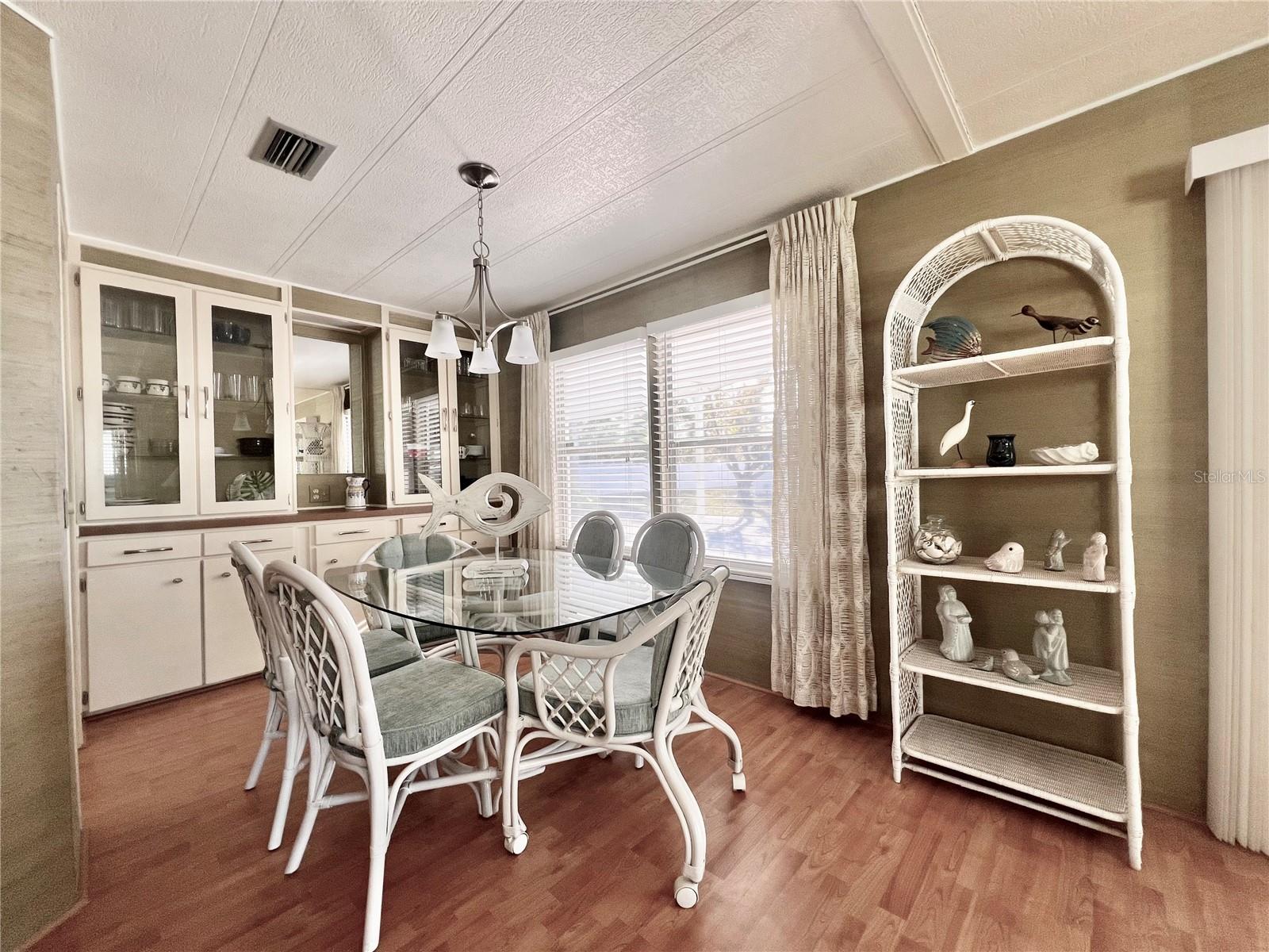 1100 BELCHER RD S #706, LARGO, FL, 33771