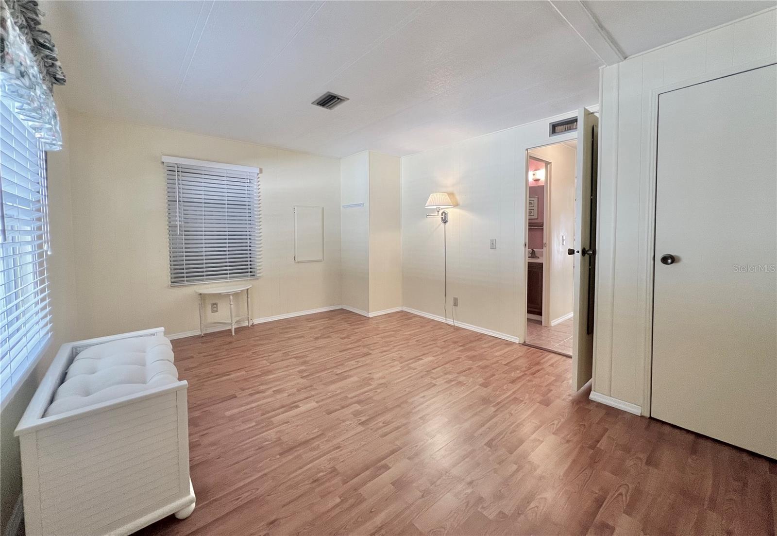 1100 BELCHER RD S #706, LARGO, FL, 33771