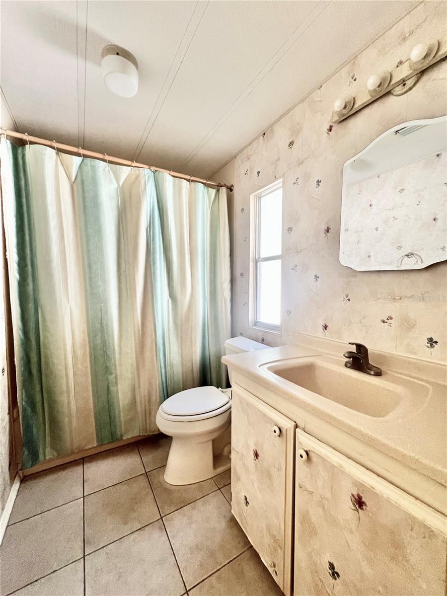 1100 BELCHER RD S #706, LARGO, FL, 33771