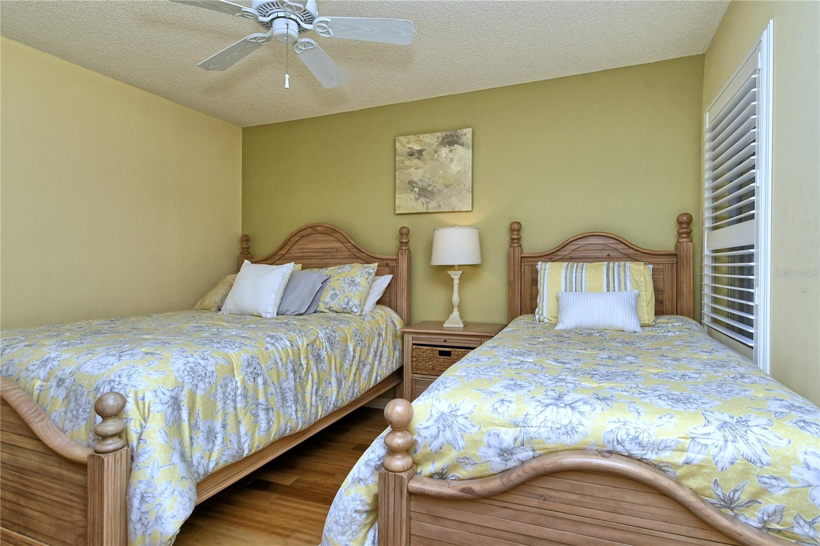 A4638706 Property Photo