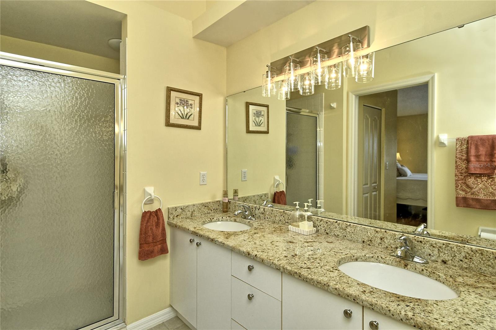 A4638706 Property Photo