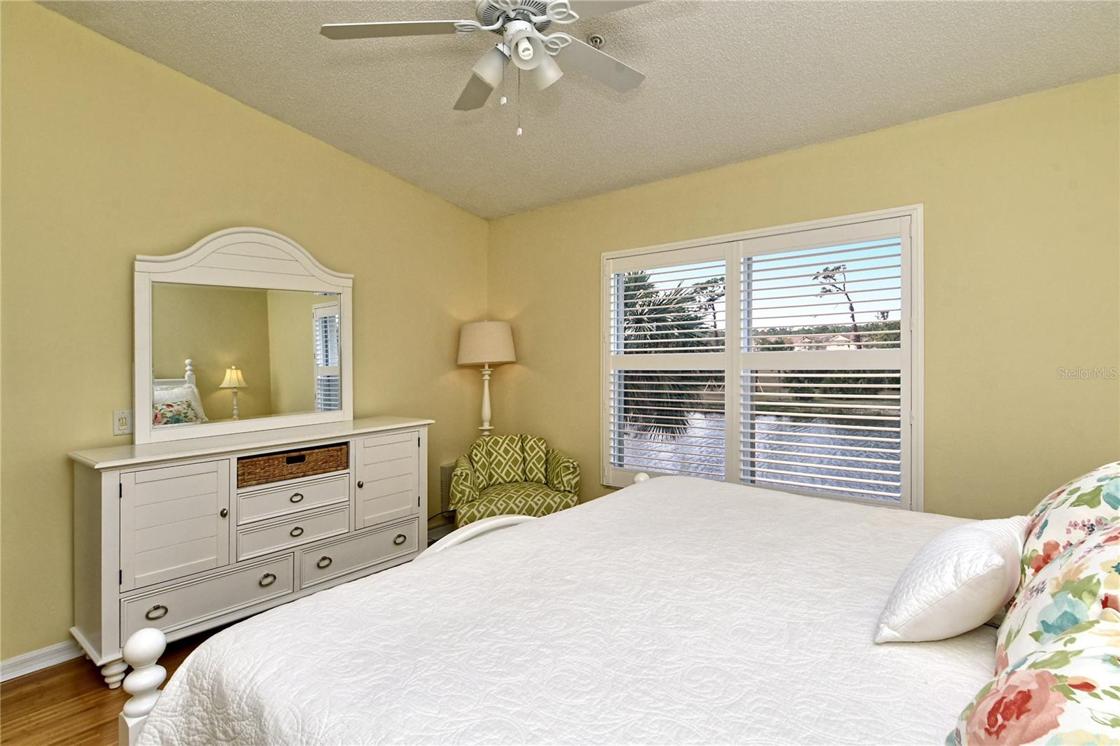 A4638706 Property Photo