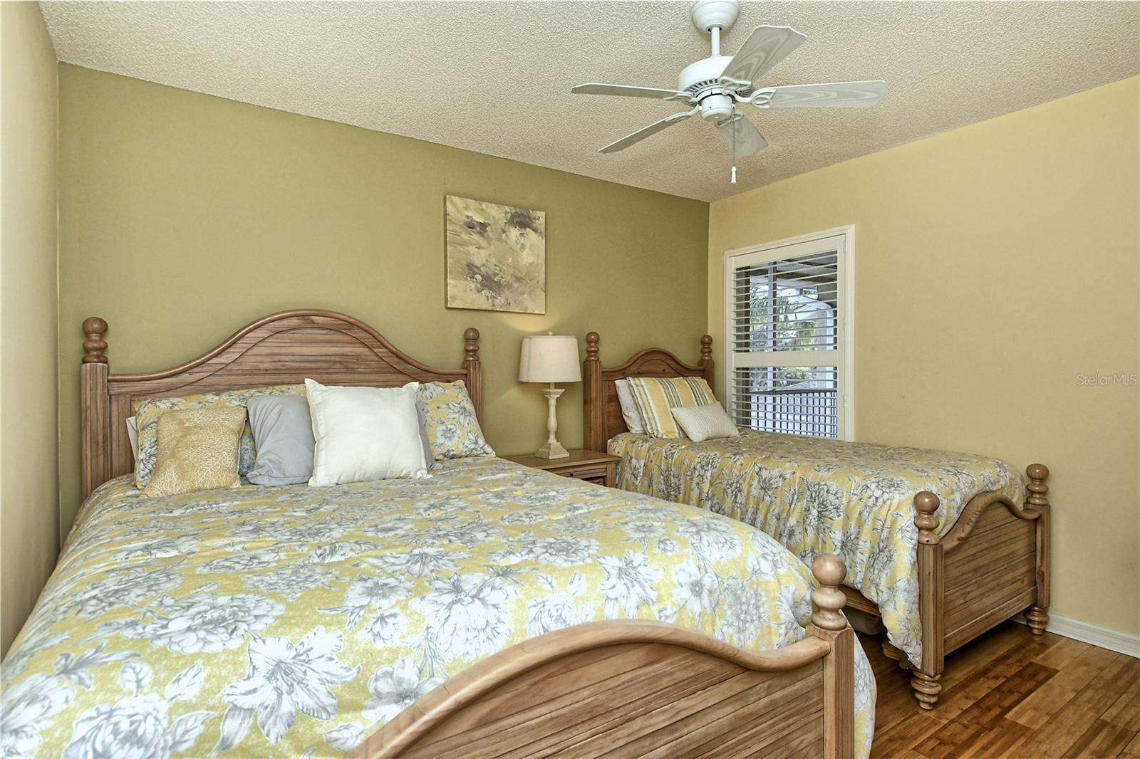 A4638706 Property Photo
