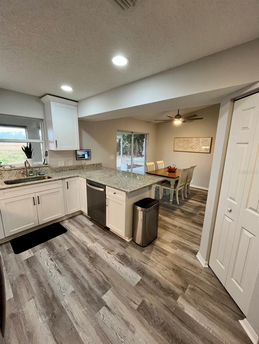5555 CYNTHIA LN, SARASOTA, FL, 34235