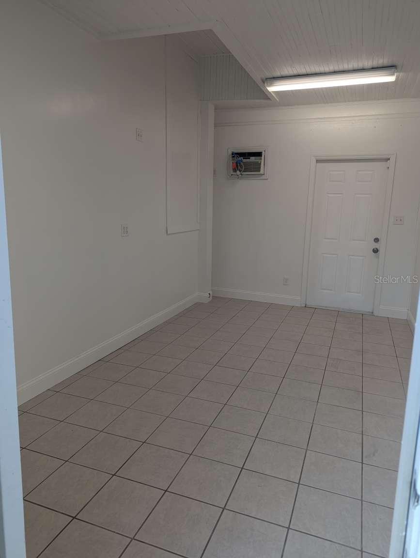 1404 W GRANFIELD AVE, PLANT CITY, FL, 33563