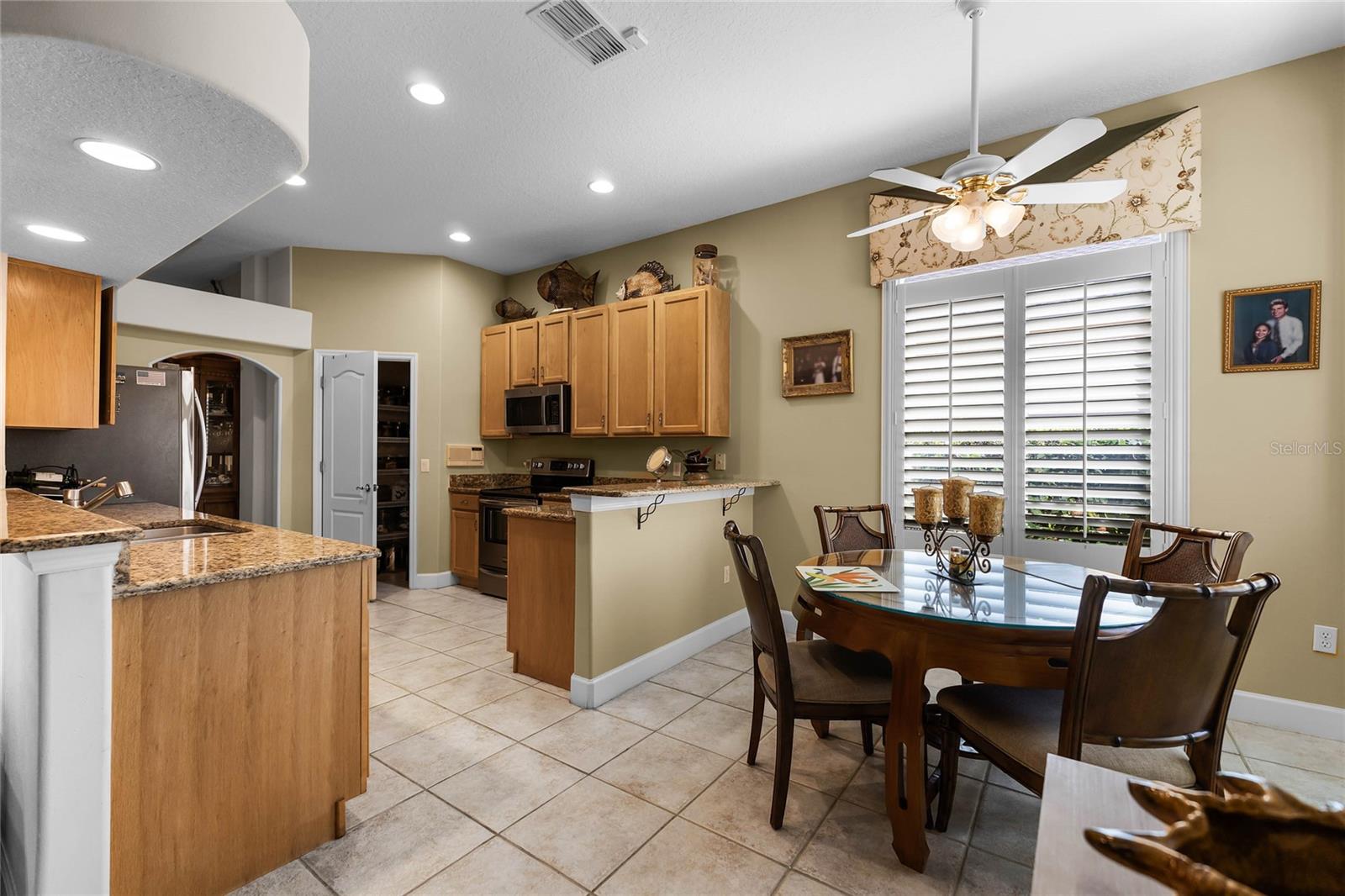 4 ARIKA AT LIONSPAW, DAYTONA BEACH, FL, 32124