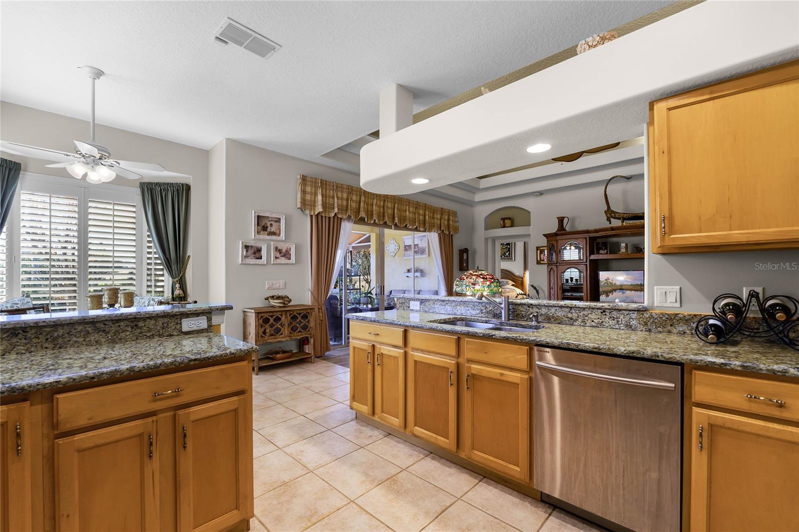4 ARIKA AT LIONSPAW, DAYTONA BEACH, FL, 32124