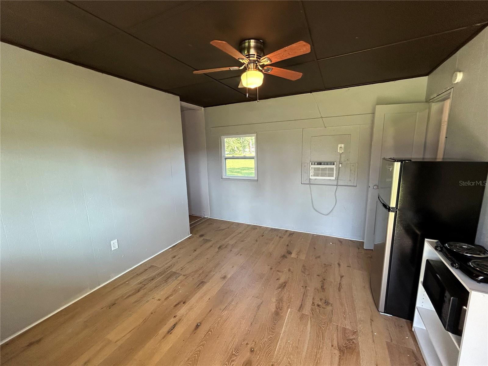 8010 SE US HIGHWAY 301, HAWTHORNE, FL, 32640