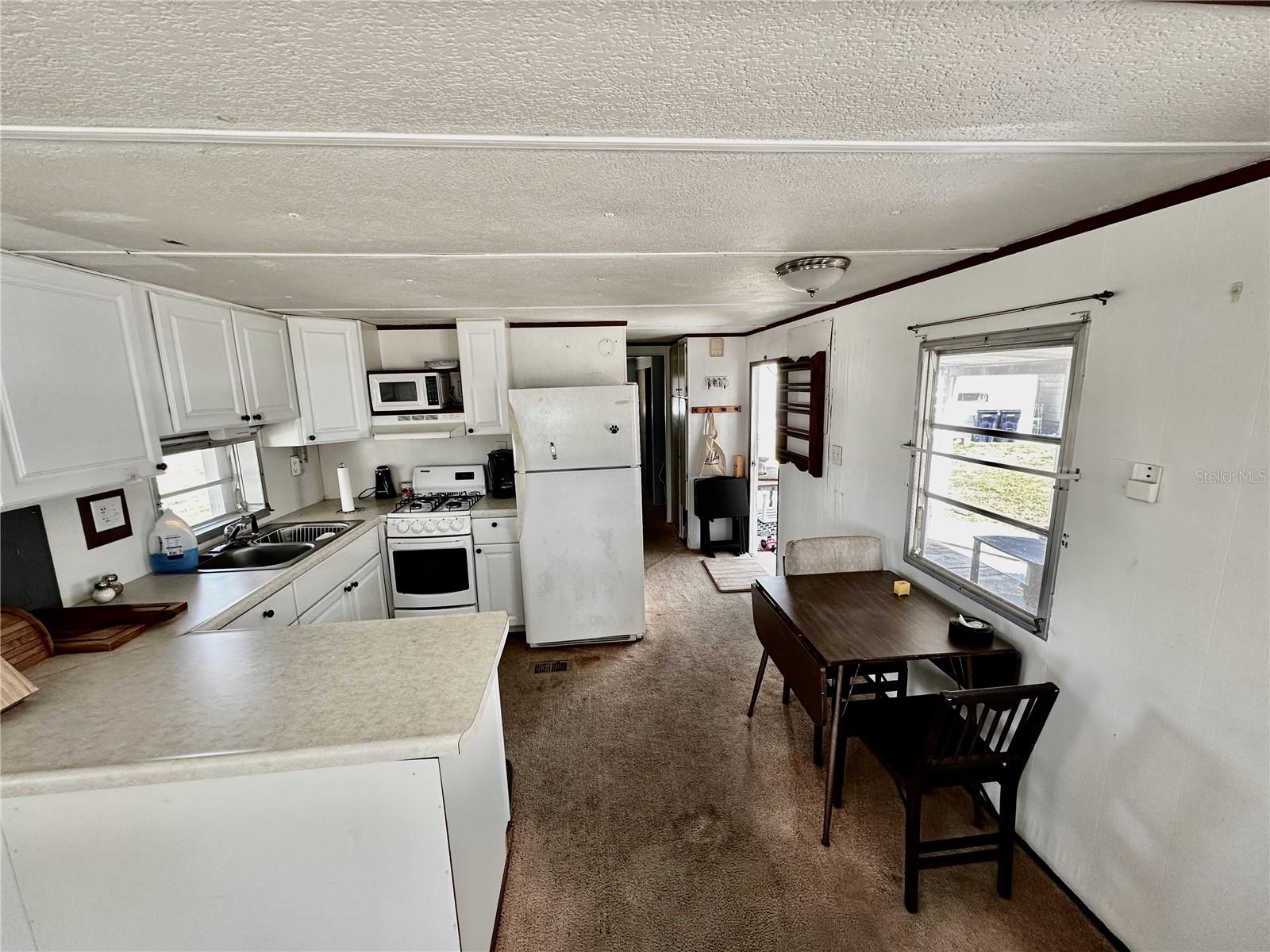 A4638721 Property Photo