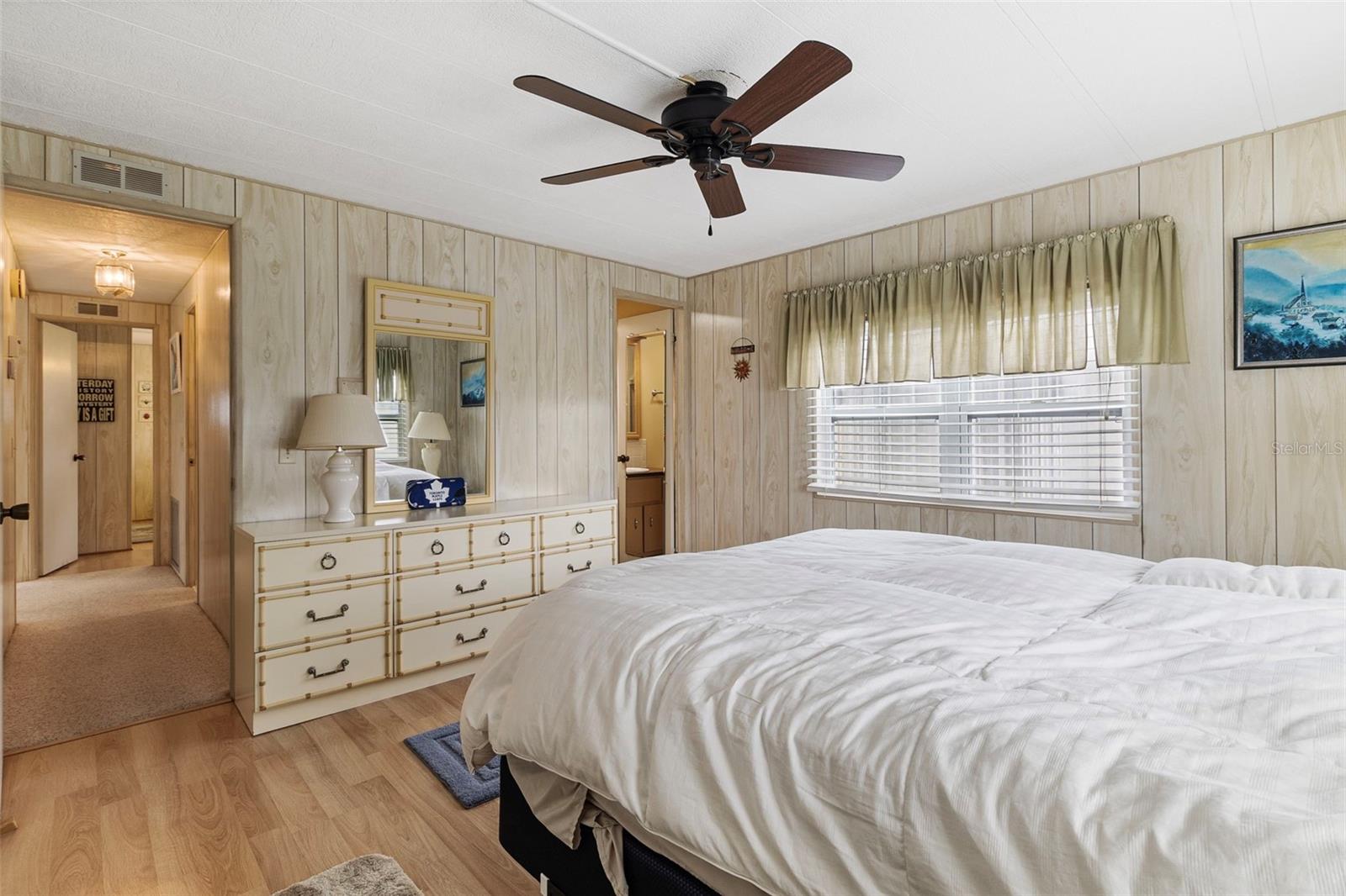 C7504497 Property Photo