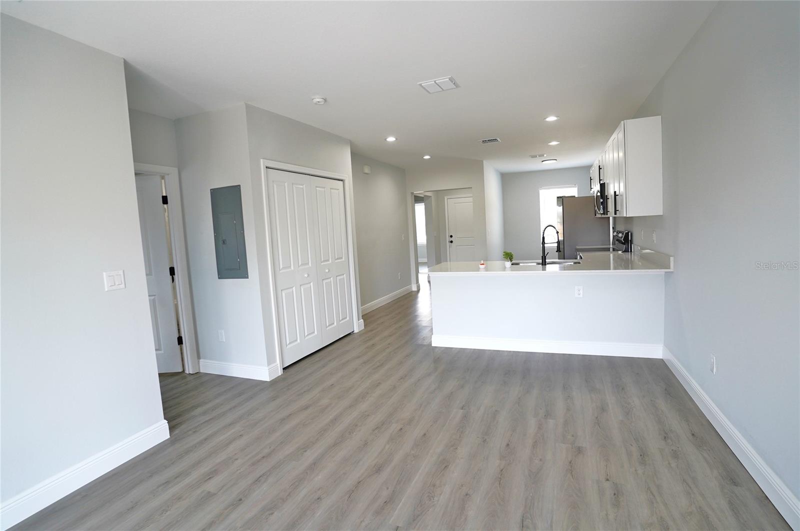 6918 DICKINSON DR, SEBRING, FL, 33872