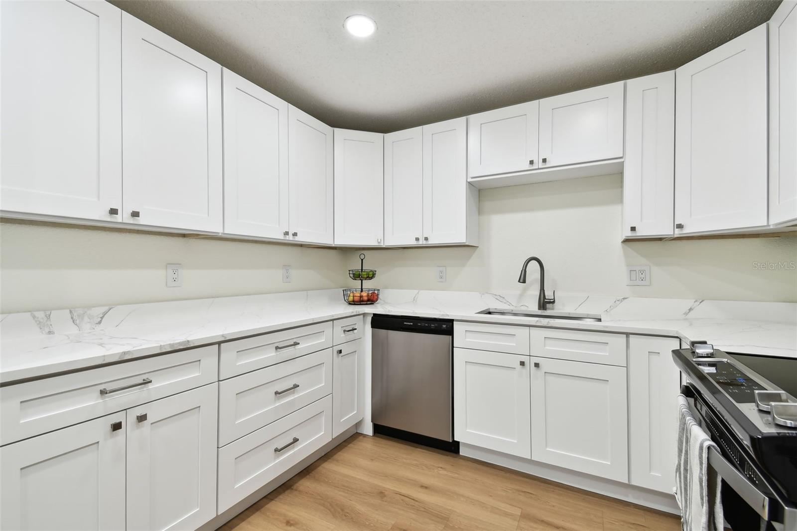 2335 HERON CIR, CLEARWATER, FL, 33762