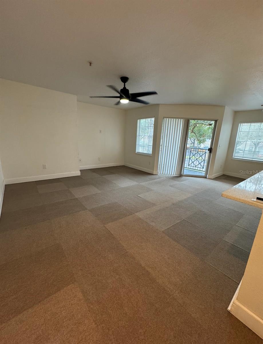 7280 WESTPOINTE BLVD #823, ORLANDO, FL, 32835
