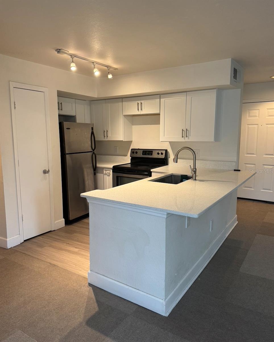 7280 WESTPOINTE BLVD #823, ORLANDO, FL, 32835