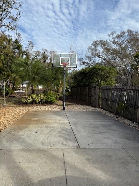 2450 ROBERTA LN, CLEARWATER, FL, 33764