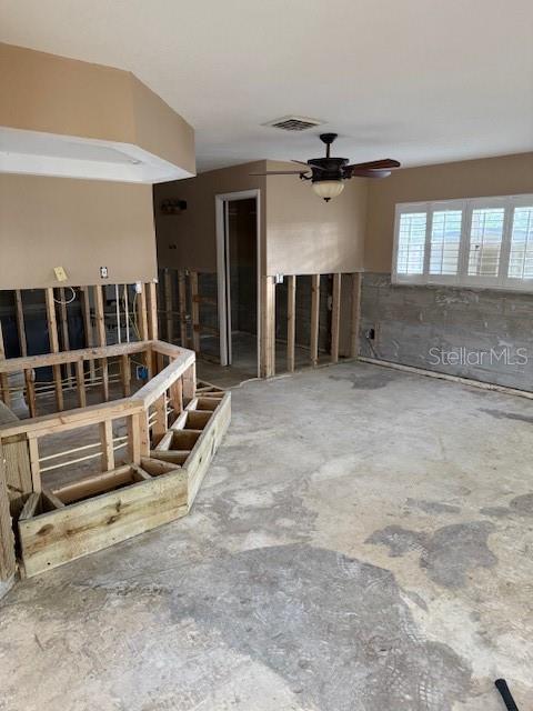 2450 ROBERTA LN, CLEARWATER, FL, 33764